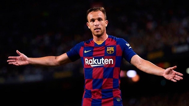 Juventus 'step up' pressure on Arthur Melo - Bóng Đá