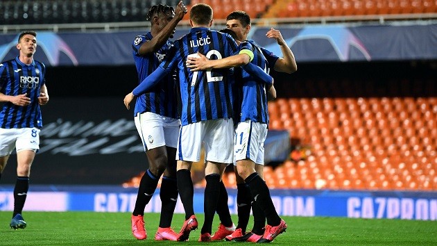 Trang chủ Champions League đưa ra câu hỏi hóc búa cho NHM Man Utd - Bóng Đá