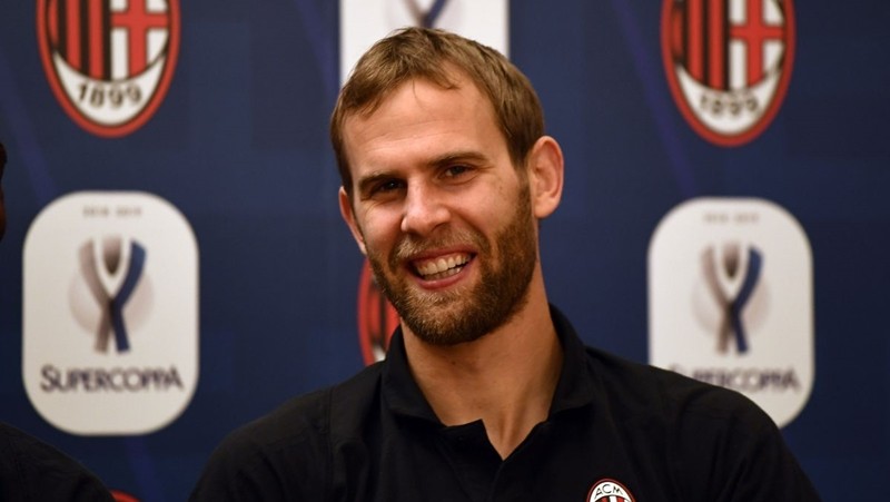 Ivan Strinic và hồi chuông báo động cho AC Milan - Bóng Đá