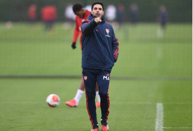 Valencia put £36m price tag on Arsenal target Carlos Soler as LaLiga side battle to keep their star players - Bóng Đá