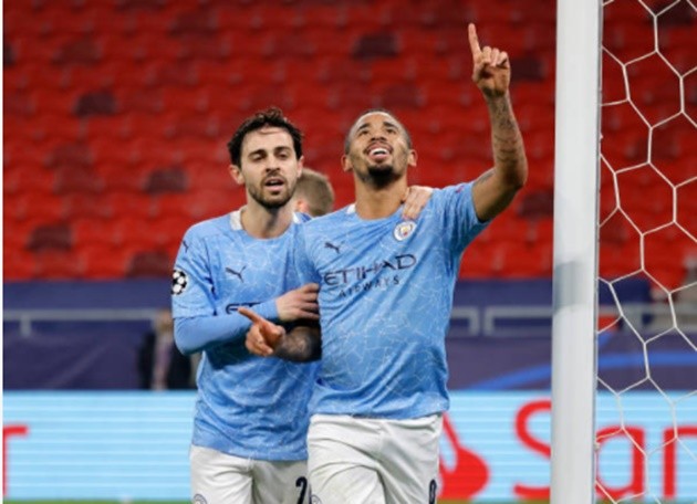 Đội hình tiêu biểu tuần Champions League: - Bóng Đá