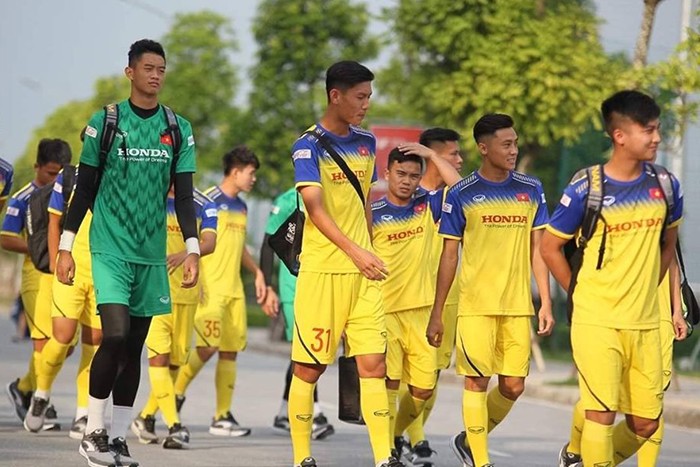 TRỰC TIẾP Man Utd - Crystal Palace: Pogba, Rashford, Martial đồng loạt xuất trận (Đội hình ra sân) - Bóng Đá