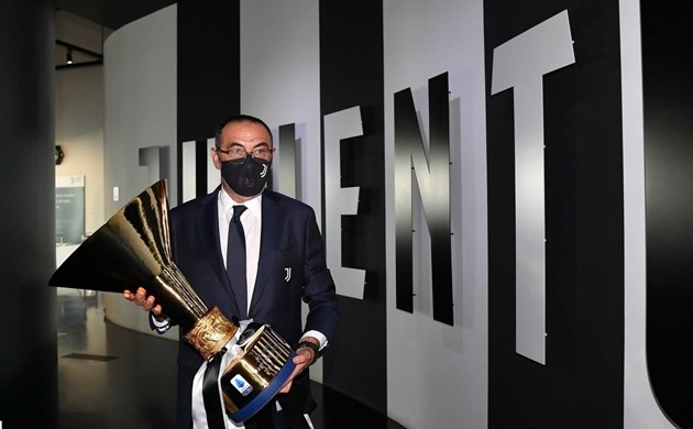 24 giờ tràn đầy niềm vui tại Inter: Sanchez ký hợp đồng 3 năm, mâu thuẫn với Conte kết thúc - Bóng Đá