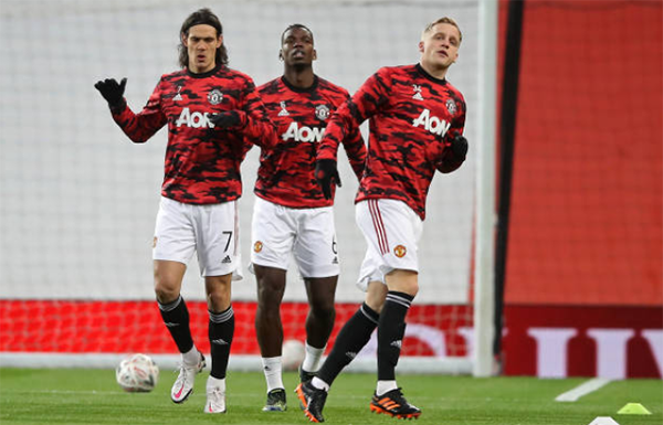 TRỰC TIẾP Man Utd vs Liverpool: De Beek sát cánh cùng Pogba - Bóng Đá