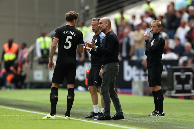 Jamie Redknapp highlights the Man City transfer mistake that could be costly in title race - Bóng Đá