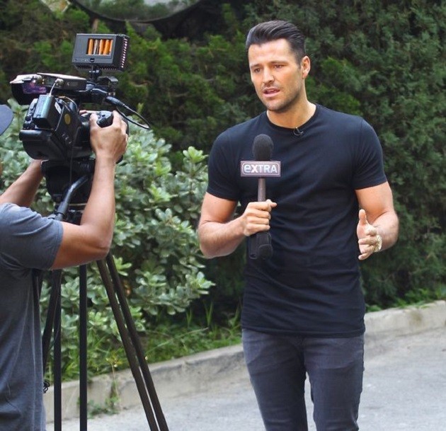 Mark Wright lives football dream with FA Cup triumph in Crawley's thrashing of Leeds - Bóng Đá