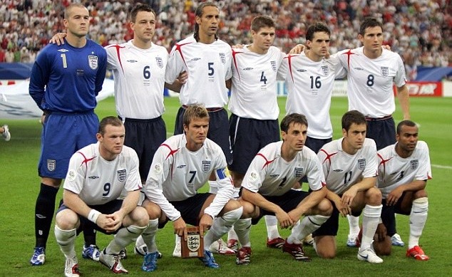 ASHLEY COLE TALKS TRANSFERS, TROPHIES AND THE FUTURE - Bóng Đá