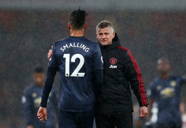 Ảnh Smalling tập (Daily Mail) - Bóng Đá