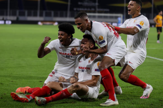 ảnh sau trận Wolves vs Sevilla - Bóng Đá