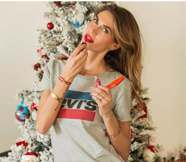 Kevin-Prince Boateng and stunning bikini-clad wife Melissa Satta put split rumours behind them on romantic break in Sardinia - Bóng Đá