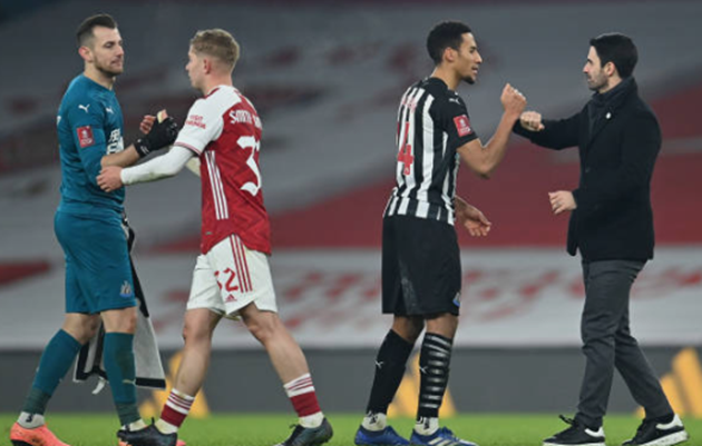 Chấn thương mắt cá chân của Gabriel Martinelli - Bóng Đá