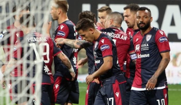 Đêm qua, Nikola Kalinic tỏa sáng - Bóng Đá