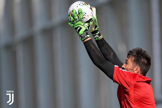 Remember Ryan Giggs’ line-up from his sole appearance as Man Utd’s player-manager? - Bóng Đá