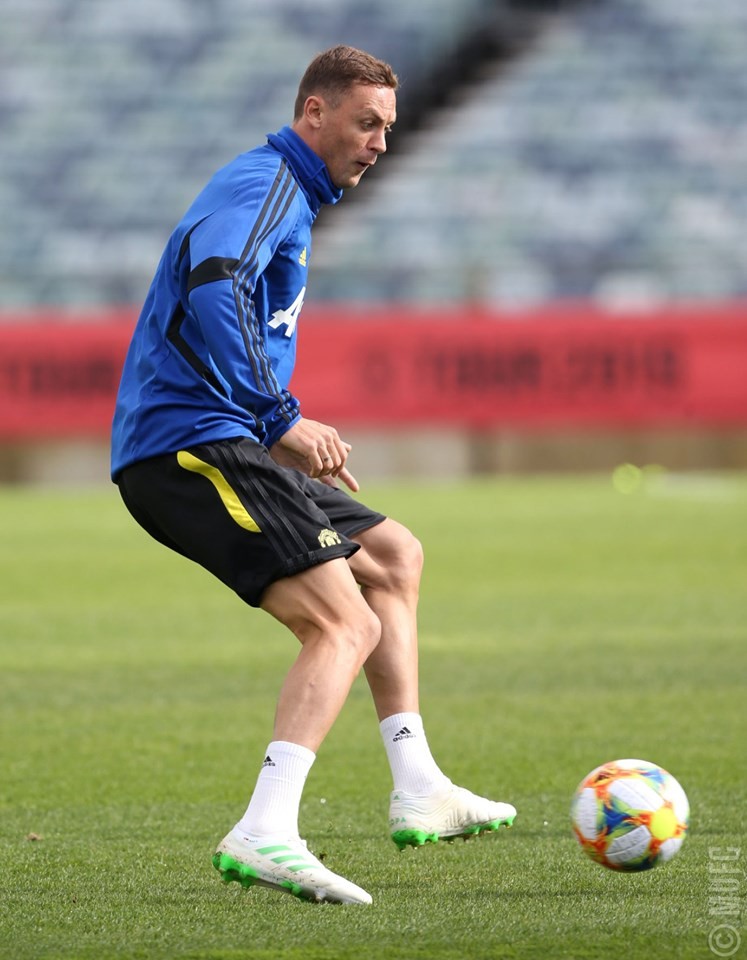 Wan-Bissaka tập cùng Man Utd  - Bóng Đá