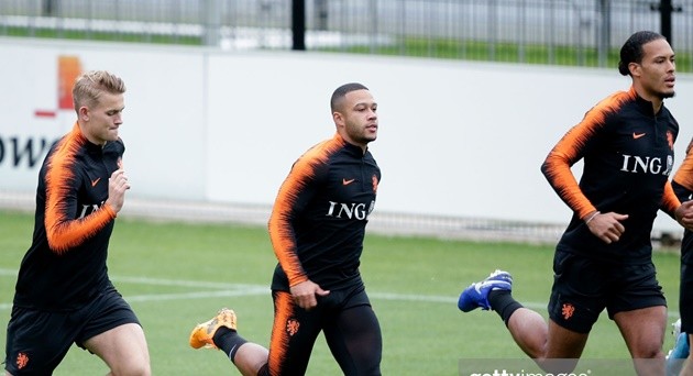 PSG, Juventus & Real Madrid transfer boost as Sergej Milinkovic-Savic asking price likely to fall in January - Bóng Đá