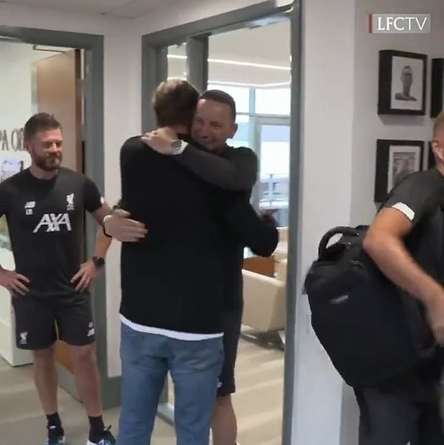 Klopp gặp Sepp van den Berg tại Melwood (The Sun) - Bóng Đá