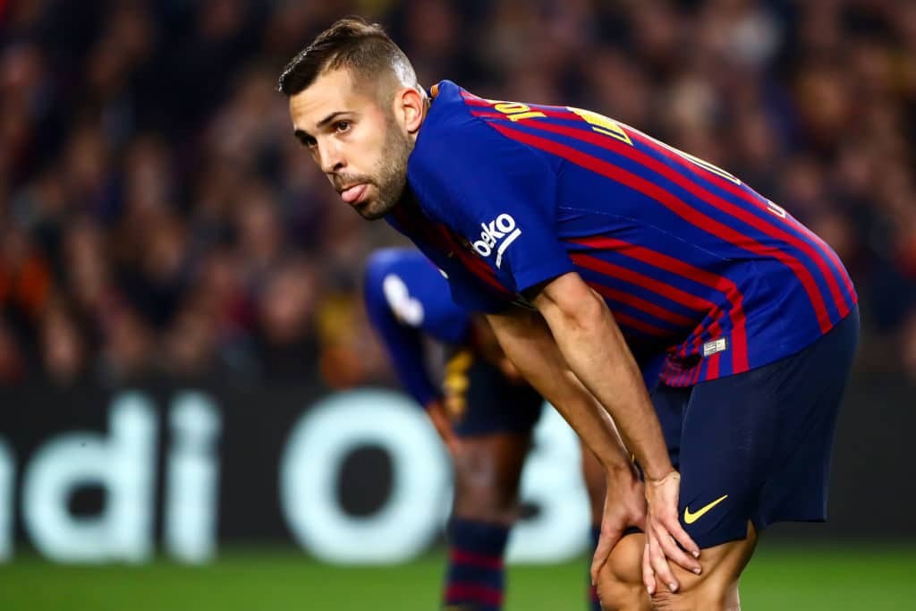Jordi Alba bật khóc vì chấn thương - Bóng Đá