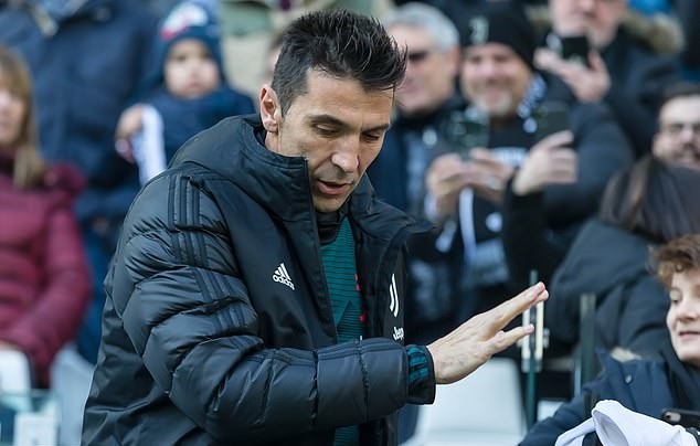 Những ngôi sao Juventus có khả năng bật bãi - Bóng Đá