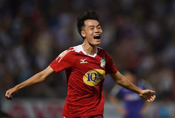 Lee Nguyễn, N'Gog và những quả 