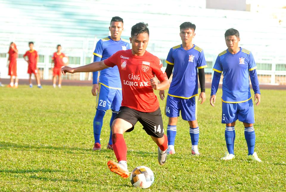 Dương Anh Tú: Niềm hy vọng trên hàng công CLB Long An ở Hạng Nhất 2020 - Bóng Đá