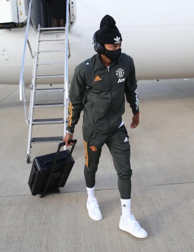 Đặt chân tới London, Man Utd đã sẵn sàng chiến Chelsea - Bóng Đá