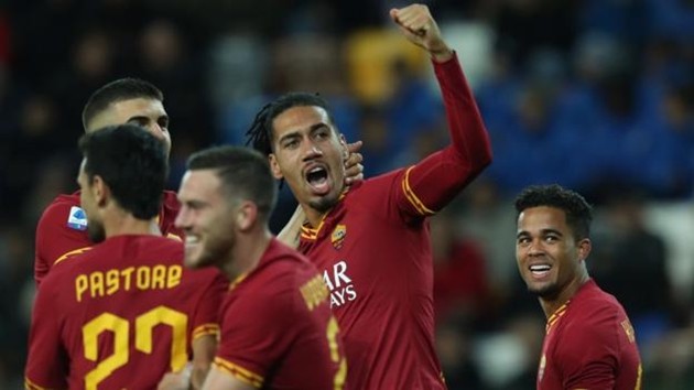 Những sai lầm của Smalling - Bóng Đá