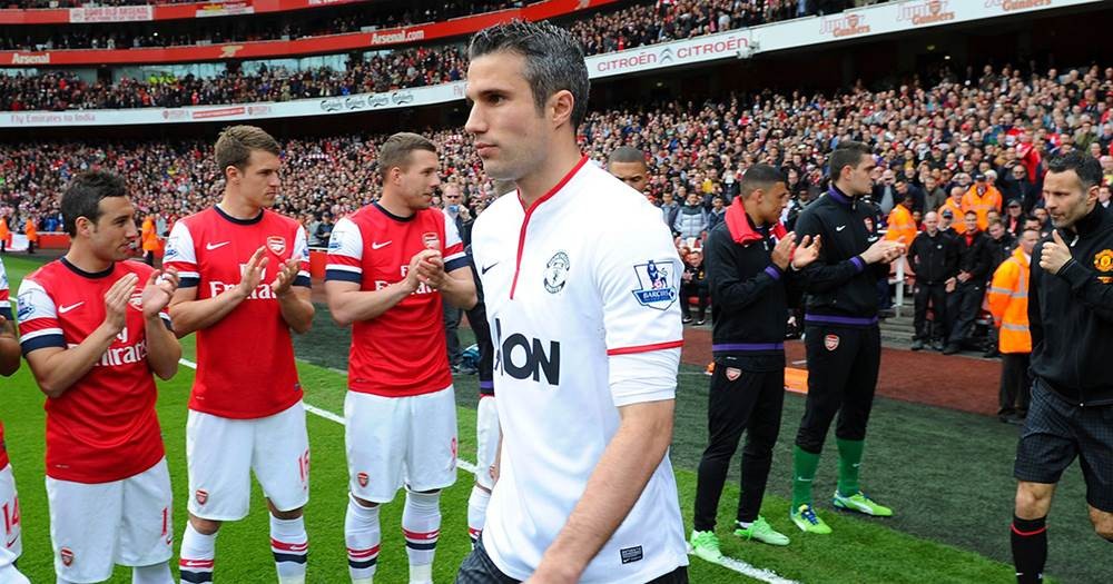 10 sự kiện 'ngớ ngẩn, hài hước, cay đắng' của Man Utd và Arsenal - Bóng Đá