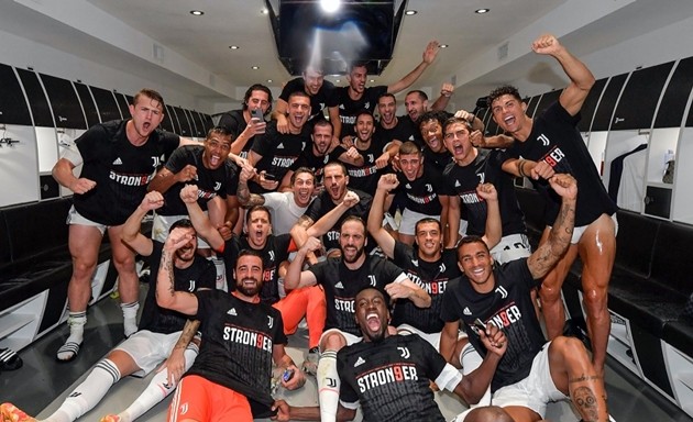 Ronaldo sút hỏng penalty; Juventus vô địch Serie A lần thứ 9 liên tiếp - Bóng Đá