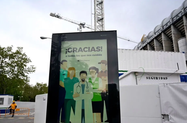 Real Madrid get to work on Santiago Bernabeu redevelopment as building continues – but capacity will be reduced by one - Bóng Đá