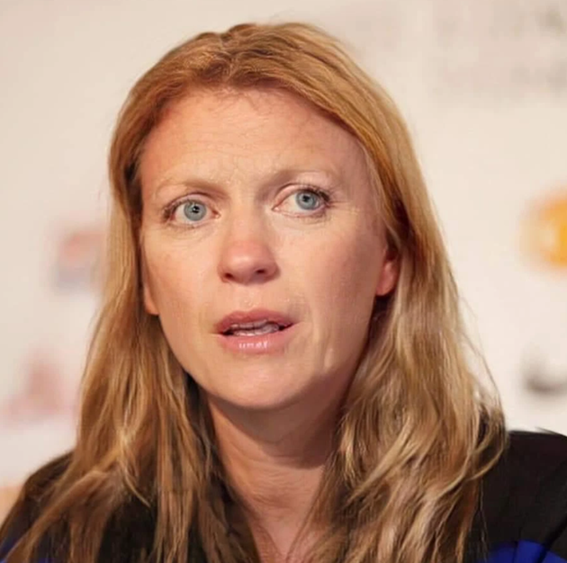 Premier League managers as women thanks to the gender swap FaceApp including Guardiola, Klopp and Mourinho - Bóng Đá