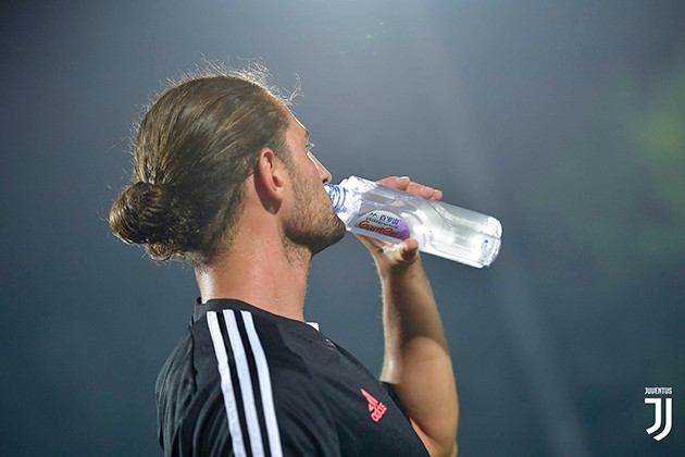 ẢNH: Đóng cửa luyện công, Juventus chờ đại chiến với 'người cũ' - Bóng Đá