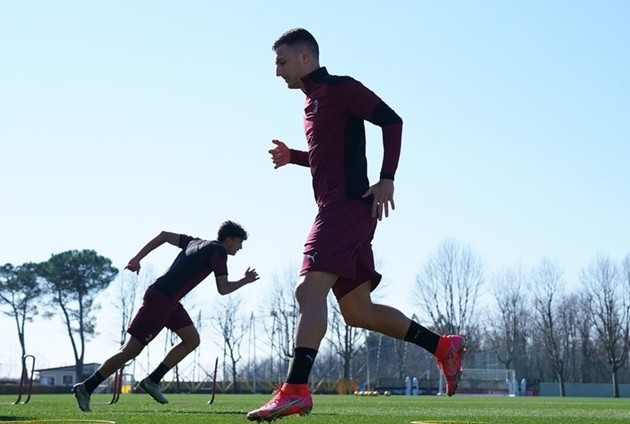 Ảnh AC Milan tập - Bóng Đá