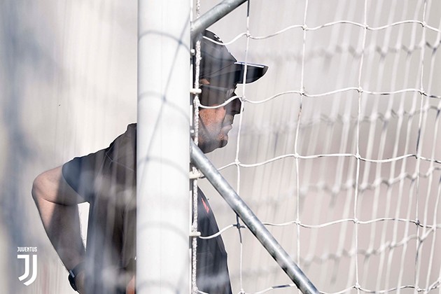 Milan mất Hakan + Rebic ở trận gặp Man Utd - Bóng Đá