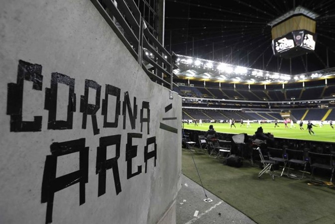 MANCHESTER CITY: FANS REACT TO RAHEEM STERLING’S CONTRACT UPDATE - Bóng Đá