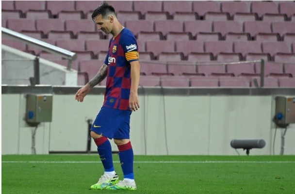 Iniesta: Barcelona can lose matches, but they must always keep their identity - Bóng Đá