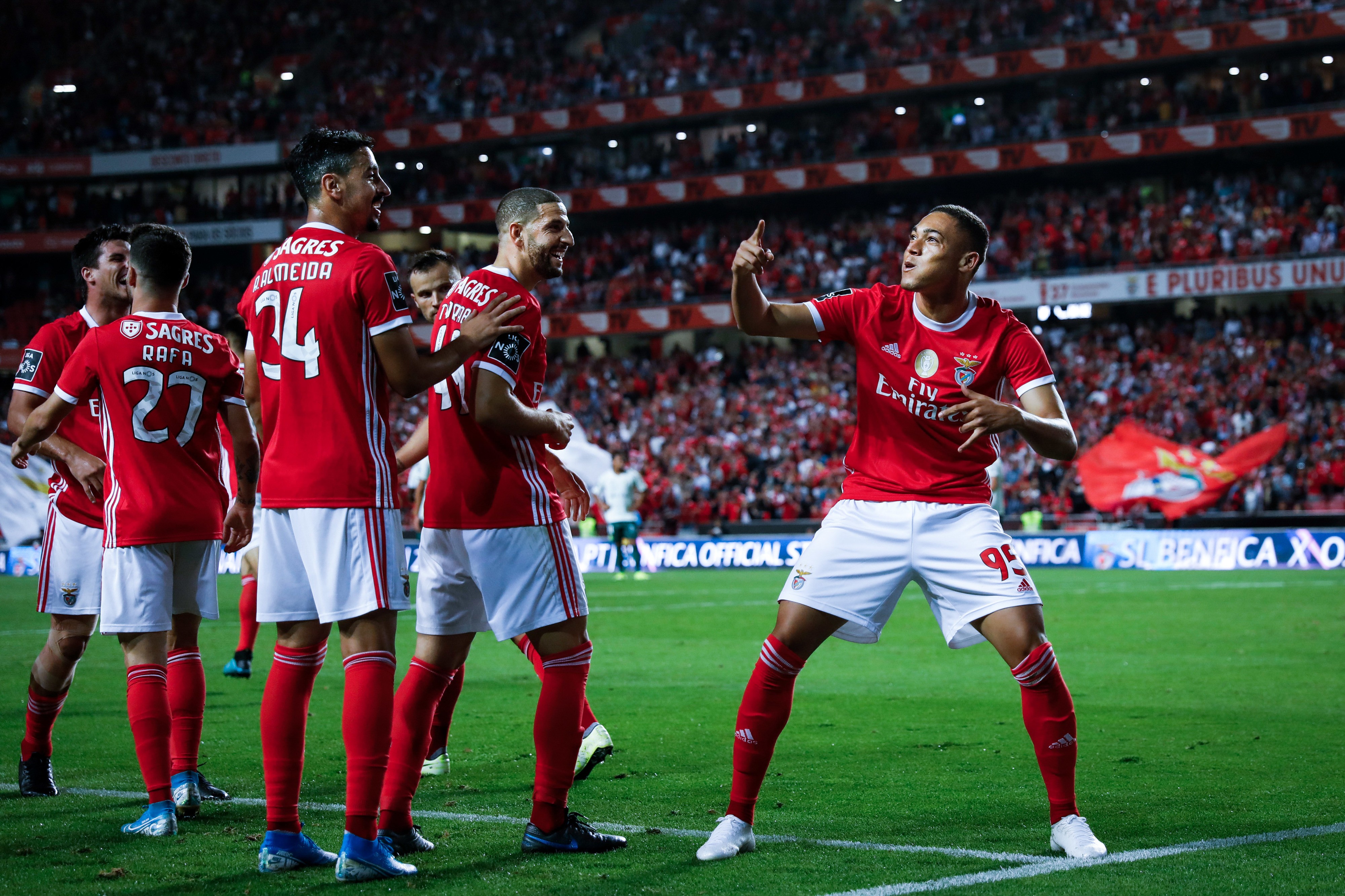 Napoli và 12 bản hợp đồng 'chất' qua mỗi mùa giải - Bóng Đá