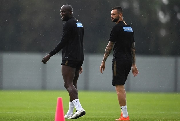 Ảnh Inter Milan tập trước trận gặp Shakhtar - Bóng Đá