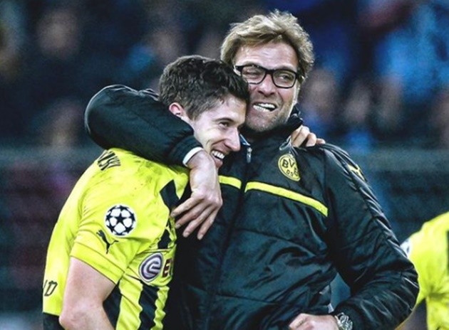 Lewandowski qua tay 11 HLV - Bóng Đá