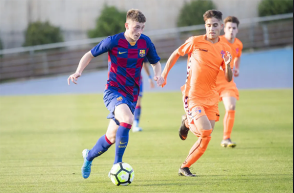 Louie Barry - sao mai 17 tuổi sút tung lưới Liverpool là ai? - Bóng Đá