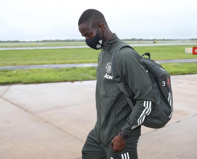 Đặt chân tới London, Man Utd đã sẵn sàng chiến Chelsea - Bóng Đá