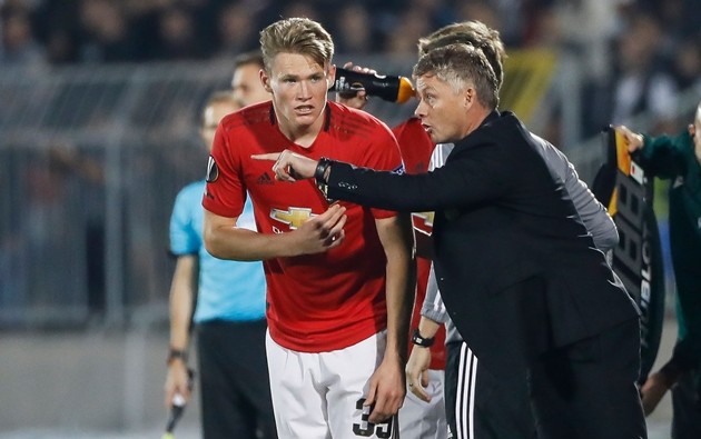 Ole Gunnar Solskjaer confirms three Manchester United injury doubts for Newcastle clash - Bóng Đá