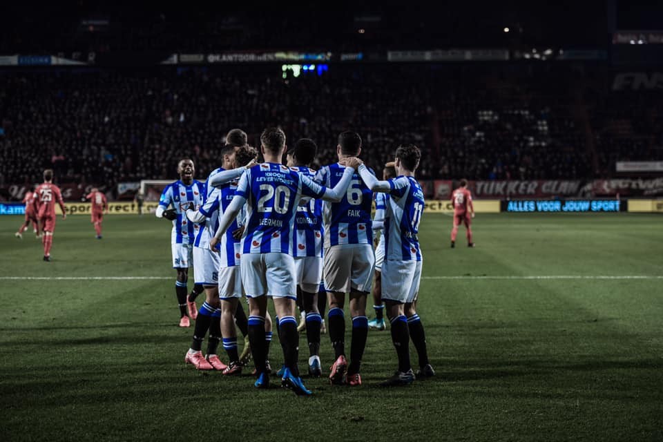 Đoàn Văn Hậu ngồi dự bị trận thứ 19, SC Heerenveen đứt mạch trận bết bát - Bóng Đá