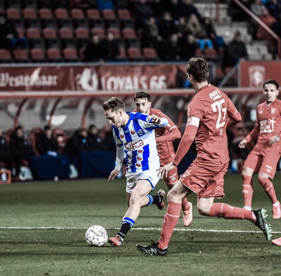 Đoàn Văn Hậu ngồi dự bị trận thứ 19, SC Heerenveen đứt mạch trận bết bát - Bóng Đá