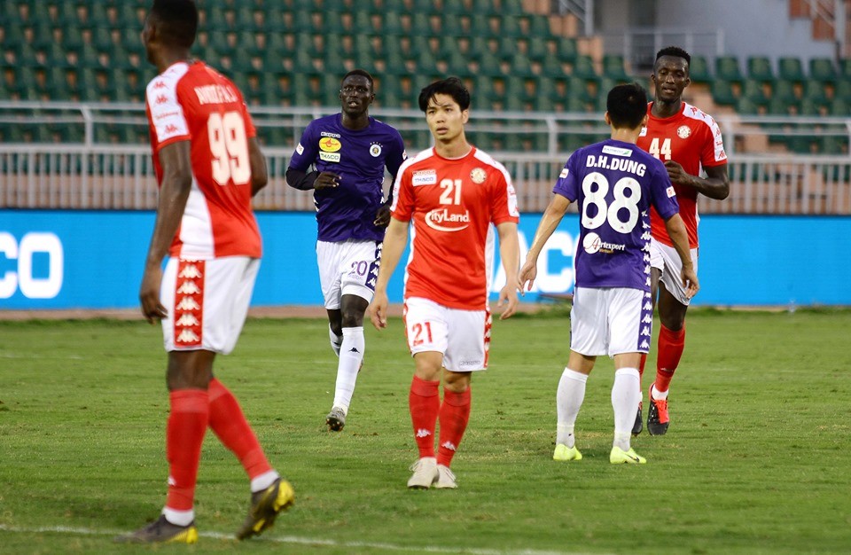 Công Phượng tiếp tục 