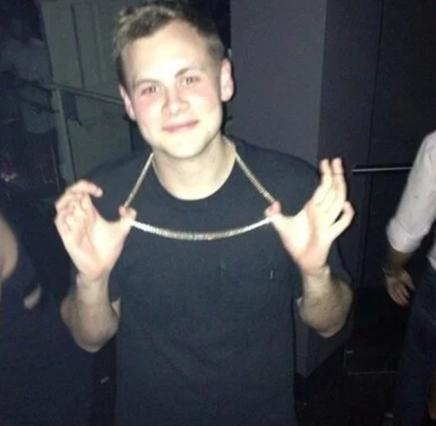 Newcastle owner Ashley’s billionaire lifestyle with 33-bed London house, four homes in Spain, and £32m mansion in Miami - Bóng Đá