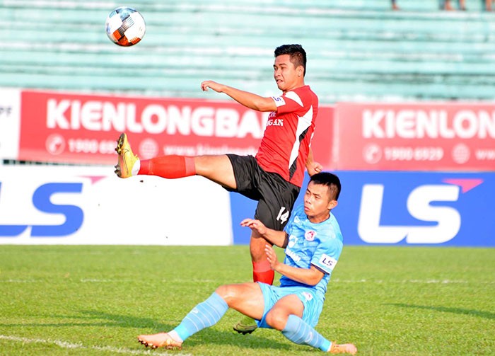 Có điểm trước Phố Hiến, CLB Long An cắt đứt chuỗi trận không như ý - Bóng Đá