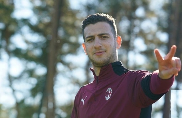 AC Milan tập - Bóng Đá