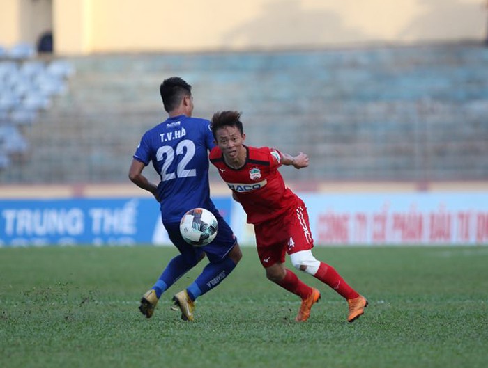 Bài ảnh Lương Xuân Trường - Bóng Đá