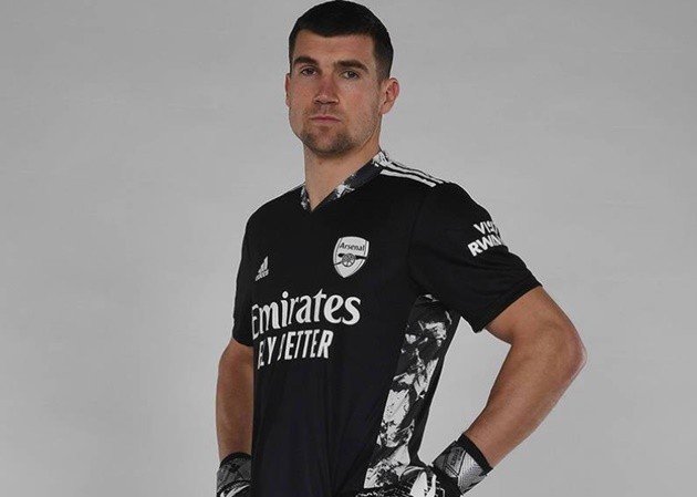 Matt Ryan joins Arsenal - Bóng Đá