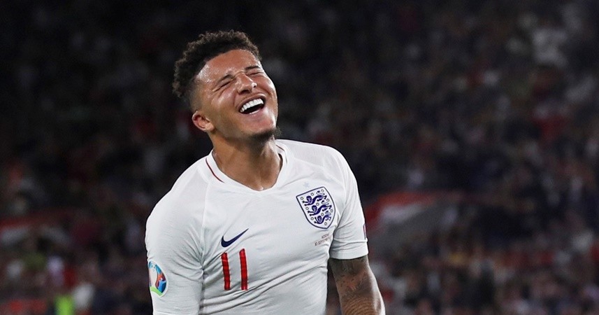 Bundesliga đang có 2 chân chạy cánh hàng đầu châu Âu - Bóng Đá